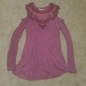 Knox Rose cold shoulder top